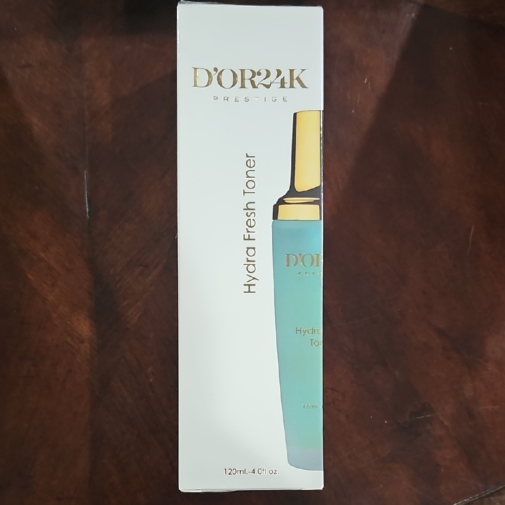 D'Or Skincare Hydra Fresh Toner - Gold and Blue